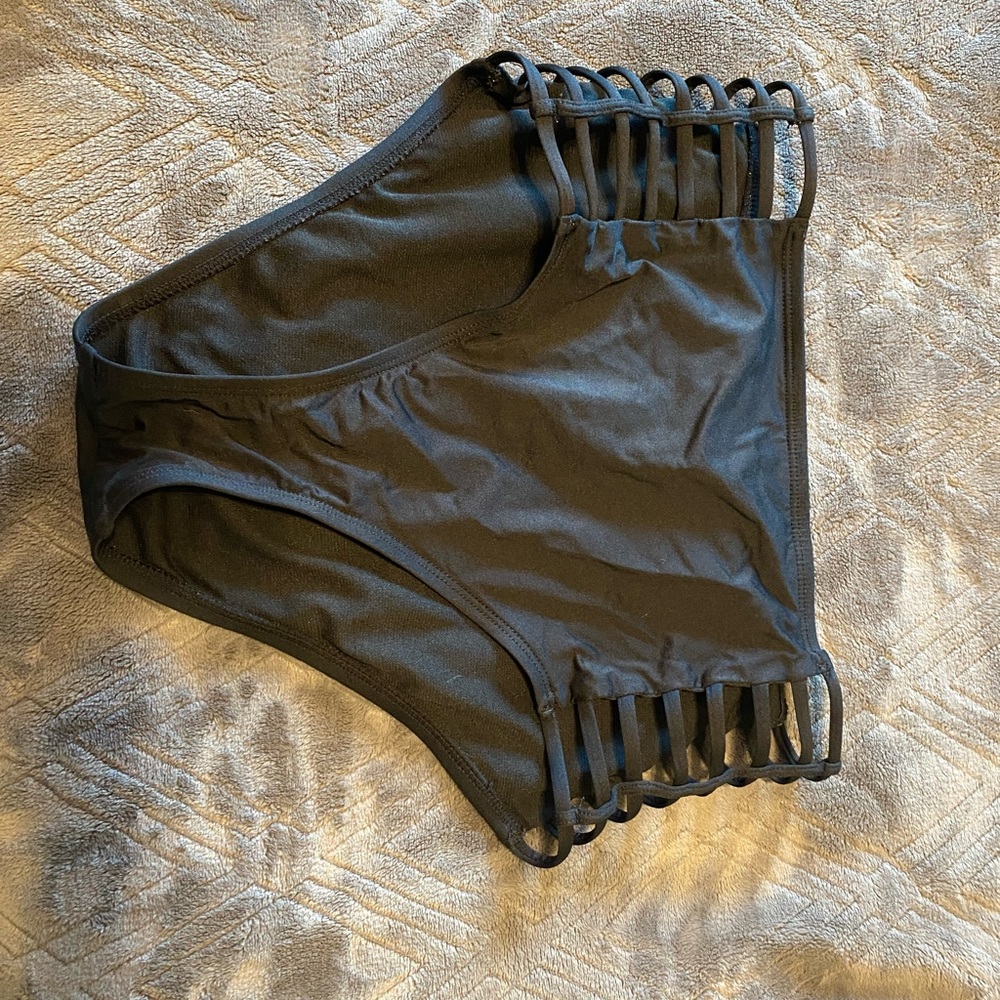 black high waisted bikini bottoms